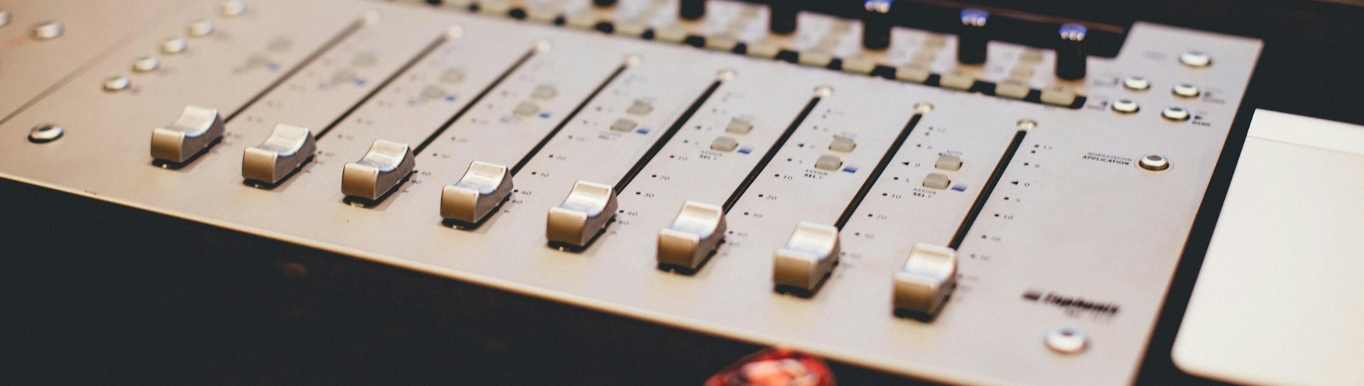 TÉCNICO DE AUDIO, SONIDO Y GRABACIÓN SOW 2025